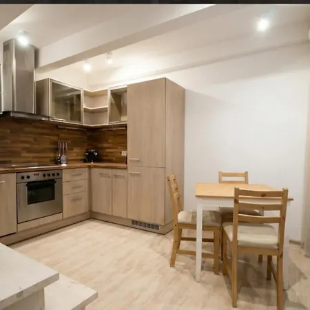 Two Level Old Town Loft Private Courtyard And Entrance *