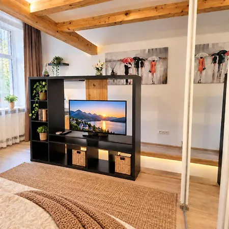 Two Level Old Town Loft Private Courtyard And Entrance *